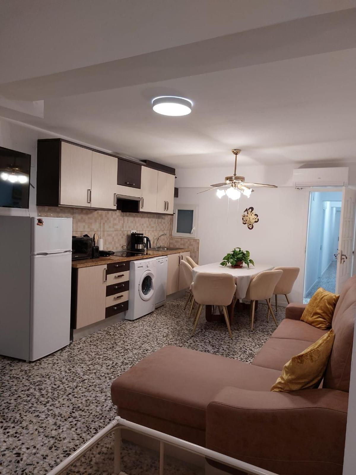 Piso Centro Torreblanca Apartment ภายนอก รูปภาพ